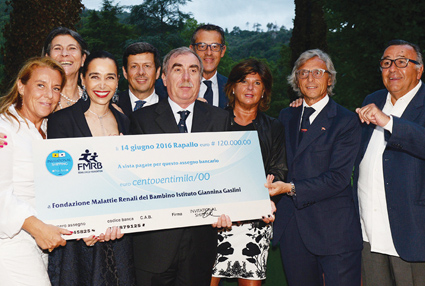 Solidarietà: Golf Rapallo, con la gara dei Vip raccolti 120.000 euro per la Fondazione Malattie Renali del Bambino 
