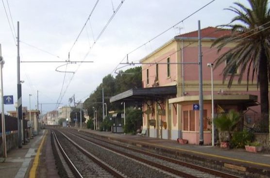 Regione: degrado Stazione Cavi di Lavagna, interrogazione di Gino Garibaldi “Vesco assicura che la condizione è positiva, continuerò a monitorare perché le stazioni sono un biglietto da visita”