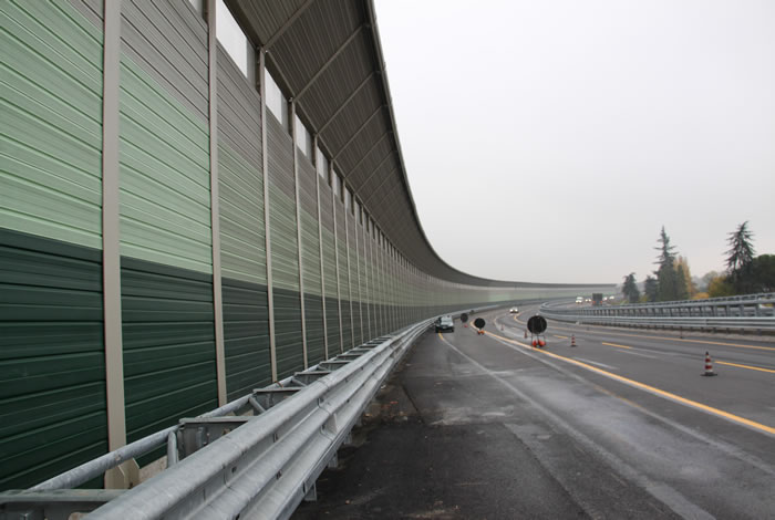 QUELLE ORRIBILI BARRIERE AUTOSTRADALI CHE LIMITANO LA VISTA DEL TIGULLIO