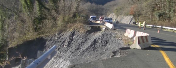 FRANA SP 225 A FERRIERE - LIMONCINI "INSTALLATO CANTIERE E LAVORI PRONTI A PARTIRE APPENA MIGLIORERANNO LE CONDIZIONI METEO"