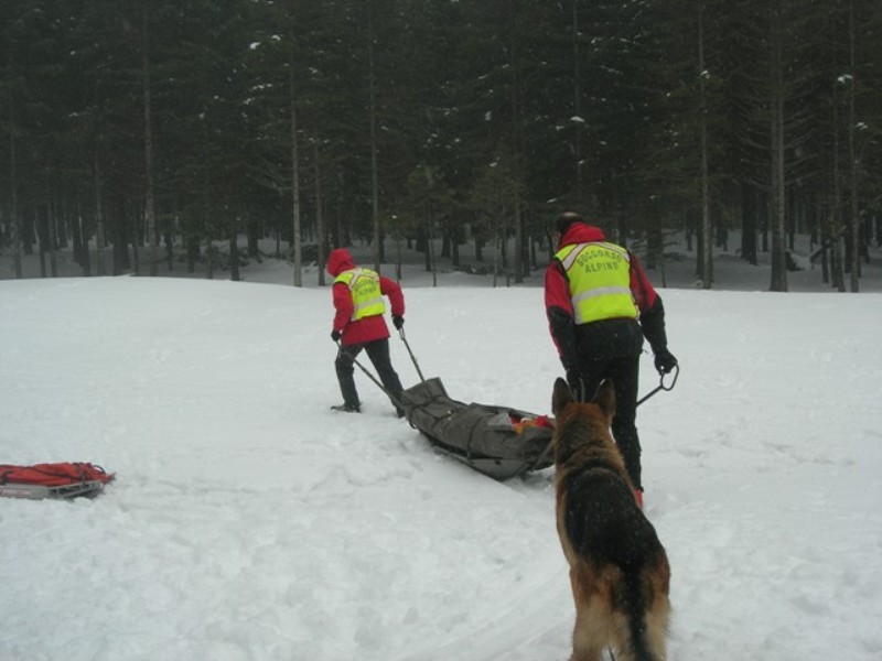 SABATO 25 GENNAIO, REZZOAGLIO: SCOPRI IL PARCO DELL'AVETO CON LE RACCHETTE DA NEVE… L'ANELLO DEL GROPPO ROSSO”