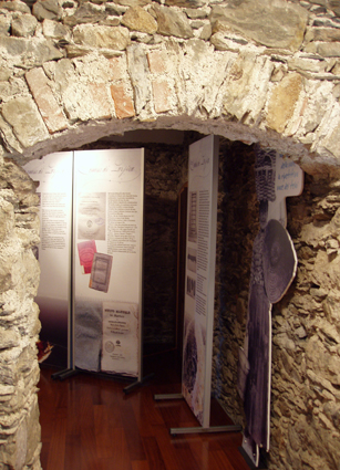 Museo del Damasco di Lorsica: Allestita la nuova mostra "Cuore di Liguria: Eccellenze d'Autore"