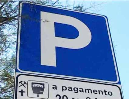 Lavagna: cambio tariffa parcheggi. Troppo caro passare la giornata al mare. E la spiaggia si trasforma in un deserto.