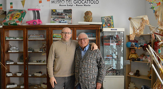 Il maestro Rosasco dona al Comune anche il Museo del Giocattolo